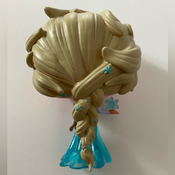Disney’s Frozen Elsa POP! Funko figure. - Picture 2 of 3